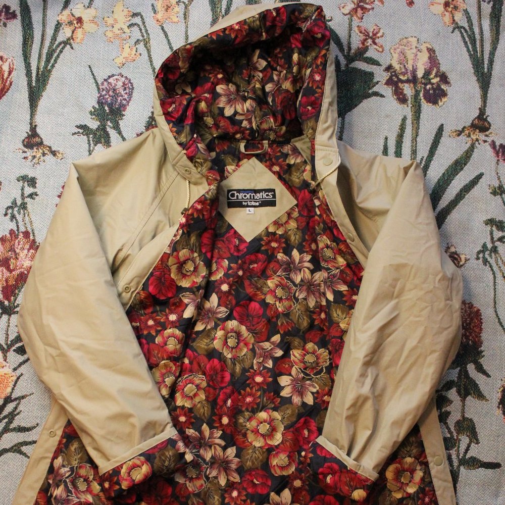 Chromatic by Totes quilted floral print cream rain coat size Large